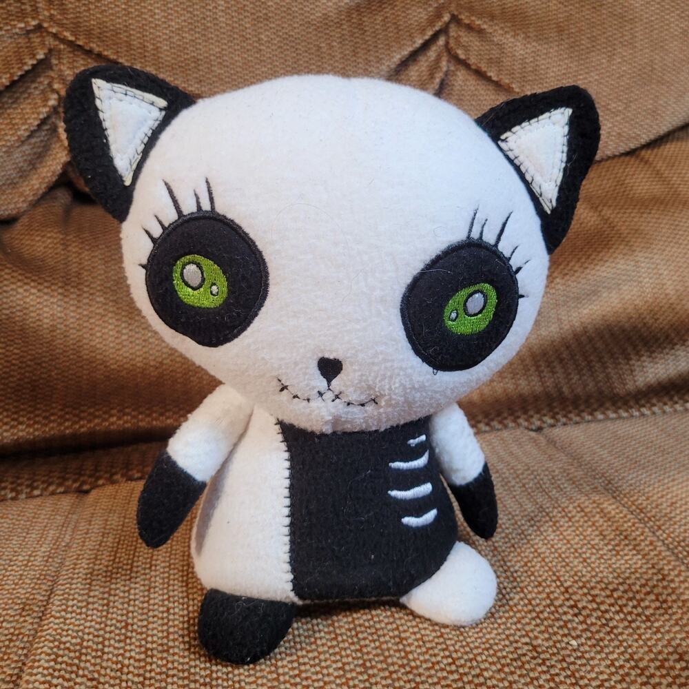 Gus Fink Studios Zippy White Black Plush Cat Stuffed Animal Animation Toy 2023